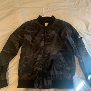 Hollister zip up